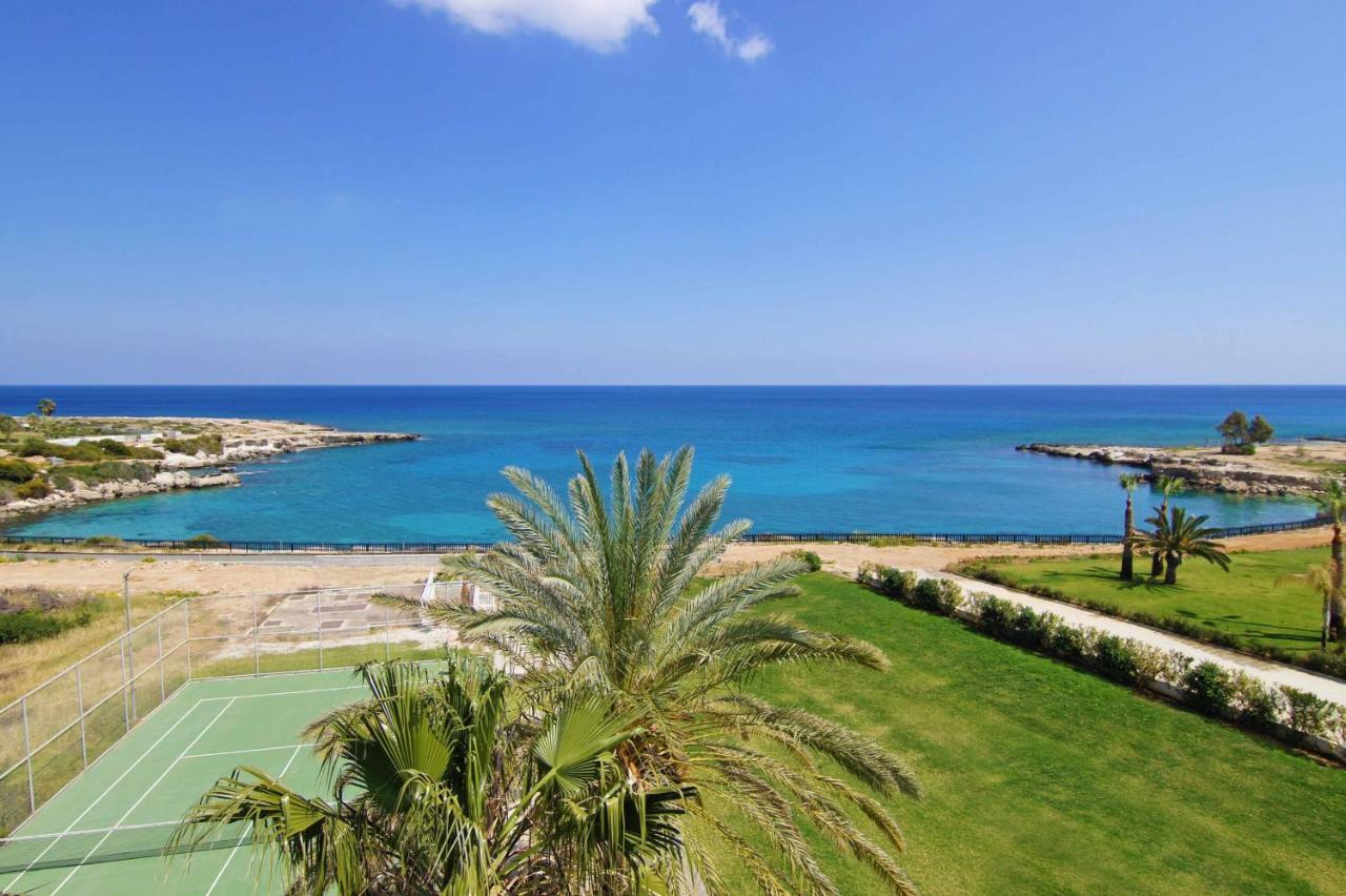 Meryl - Coralli Beachfront Apartment Protaras Exterior foto