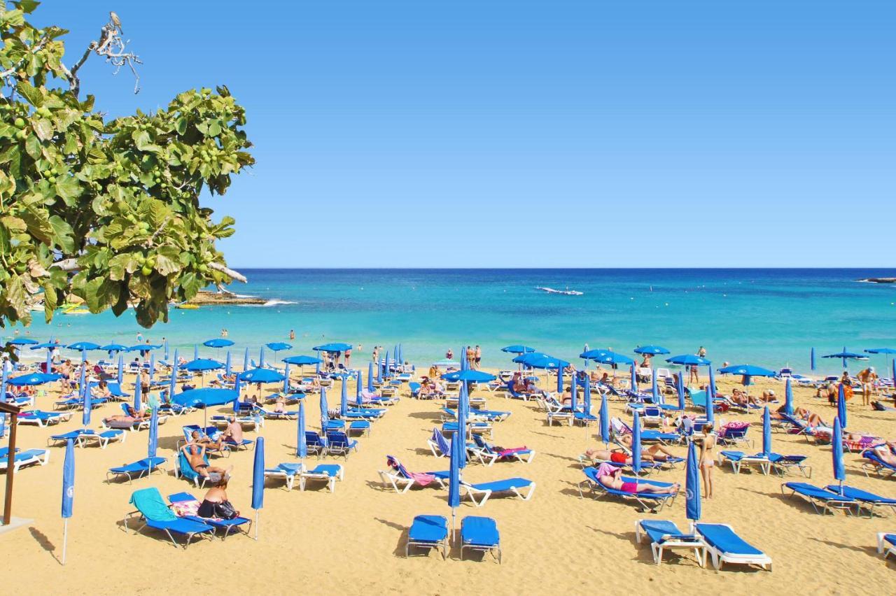 Meryl - Coralli Beachfront Apartment Protaras Exterior foto
