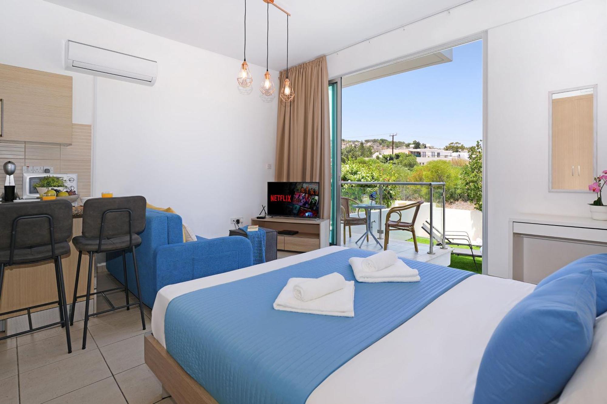 Meryl - Coralli Beachfront Apartment Protaras Exterior foto